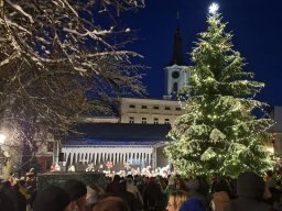 Rozsvícení vánočního stromu v Králíkách
